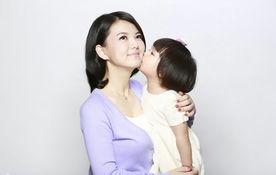 小明星孕,甜蜜孕期生活点滴